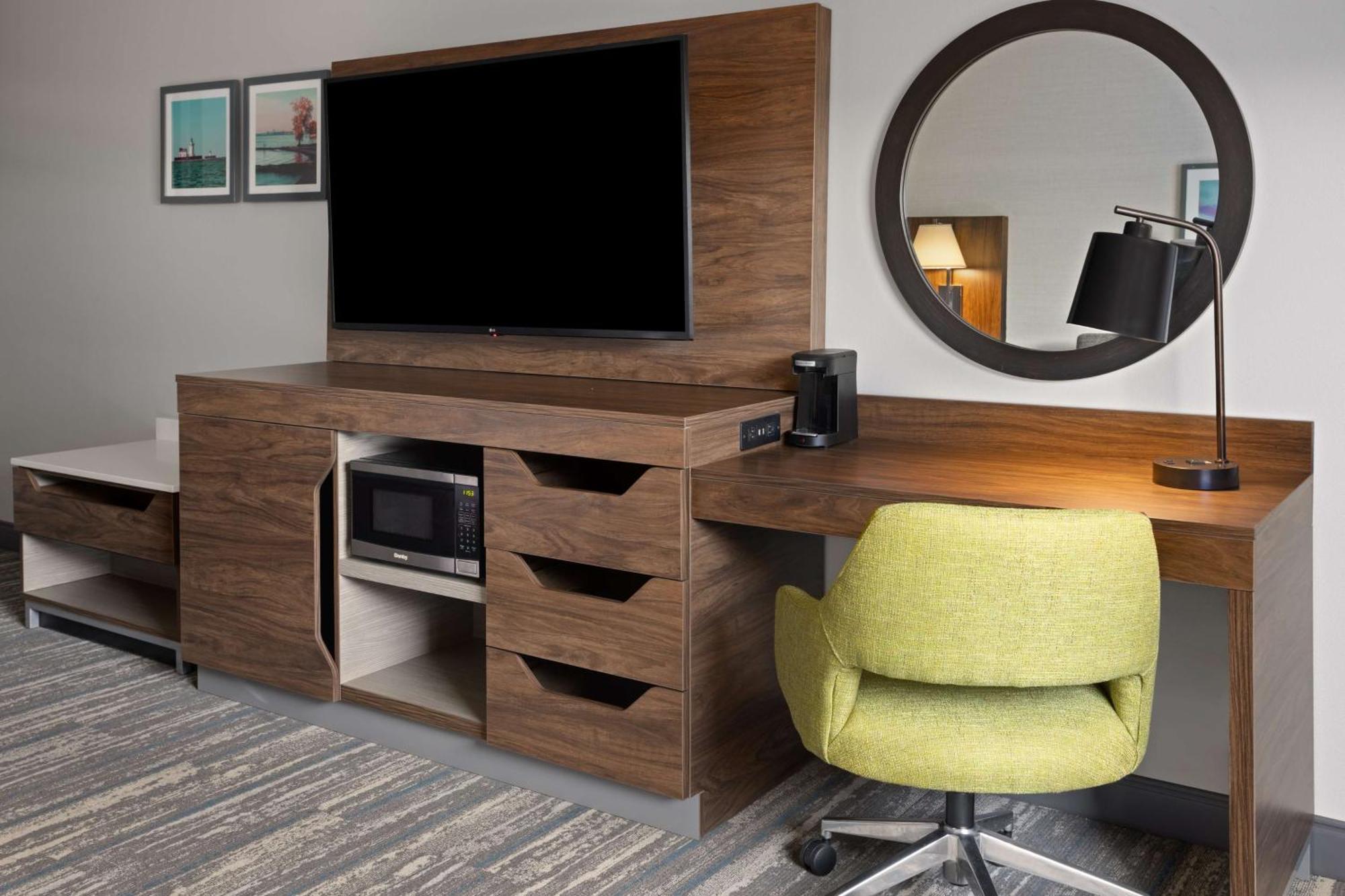 Hampton Inn Cleveland-Airport/Tiedeman Road Brooklyn Exteriör bild
