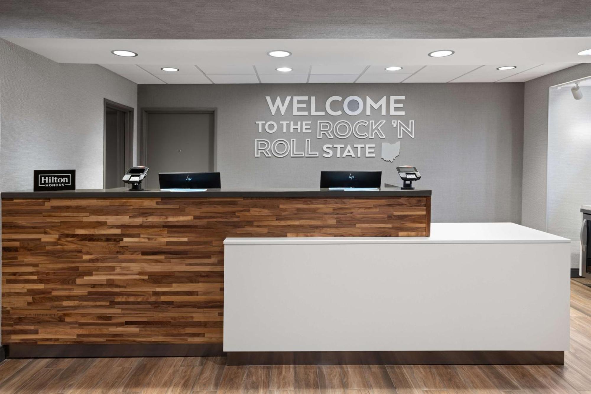Hampton Inn Cleveland-Airport/Tiedeman Road Brooklyn Exteriör bild